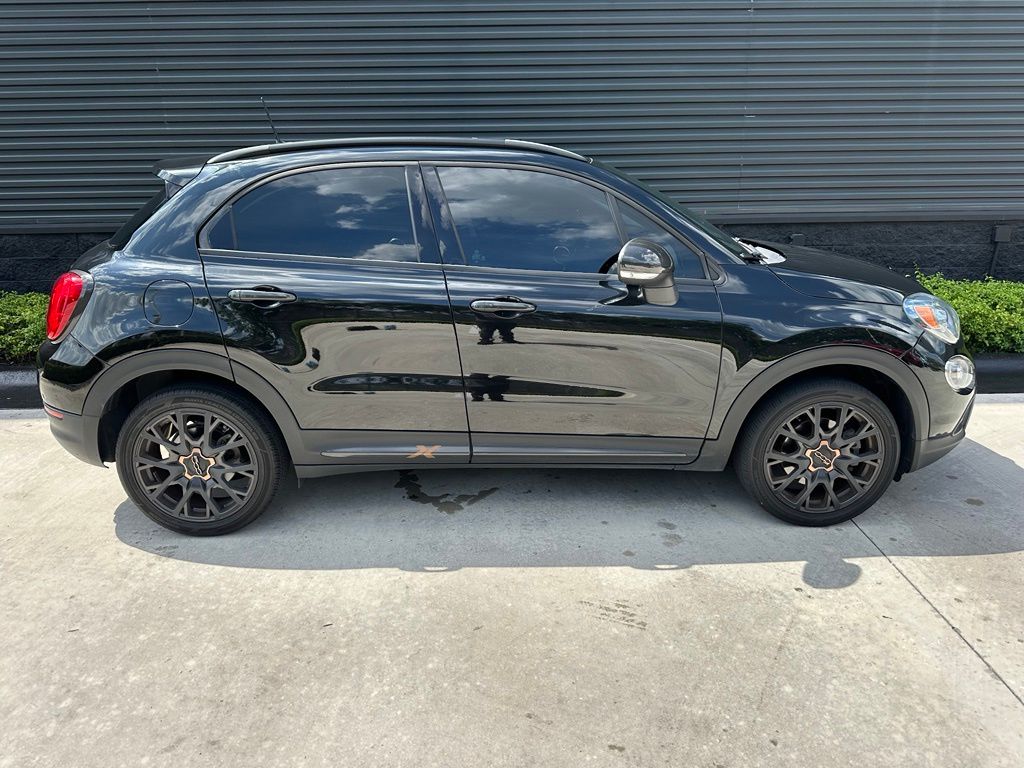 Thumbnail: 2018 Fiat 500X - 11
