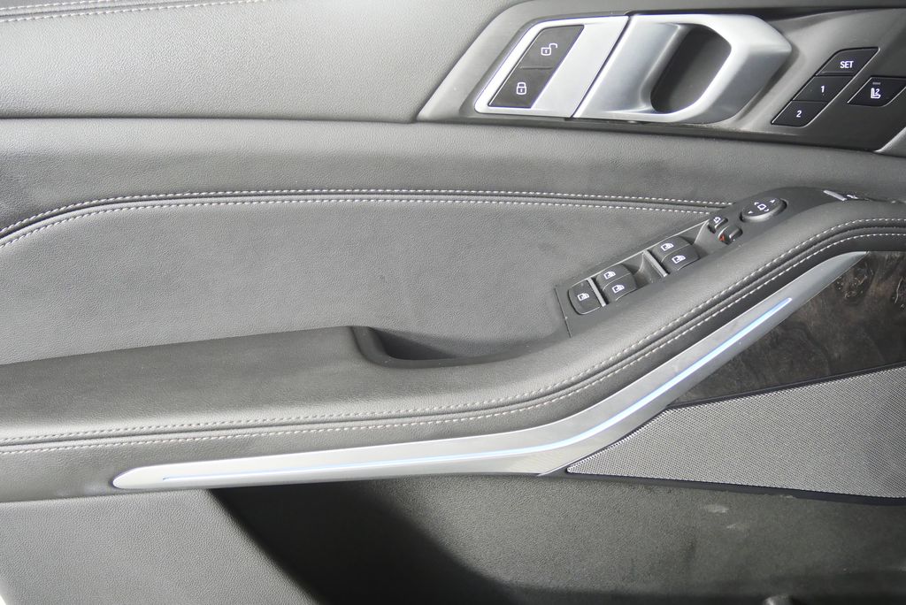 Thumbnail: 2025 BMW X5 - 7