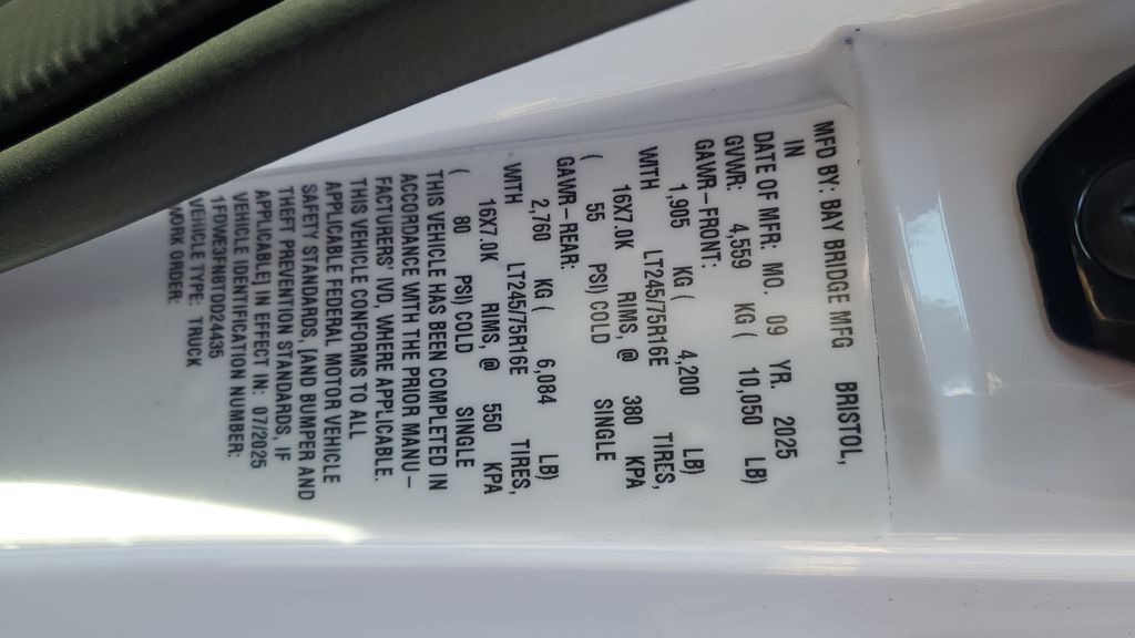 New 2026 White Ford Base image 38