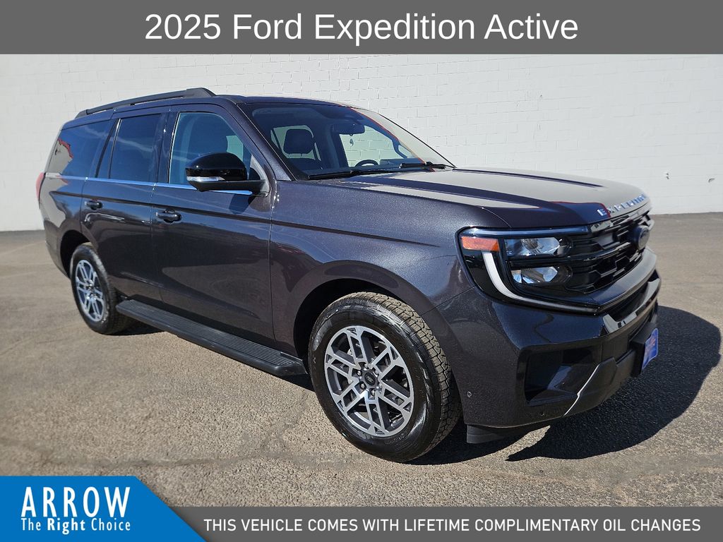 2025 Ford Expedition Active 4WD