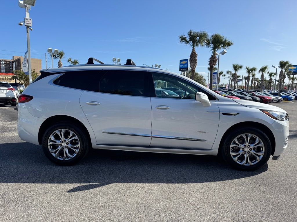 2021 Buick Enclave Avenir 9