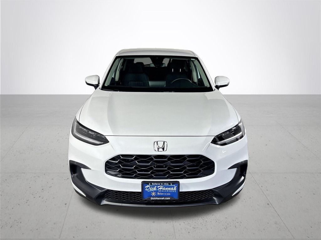 2026 Honda HR-V LX photo 2