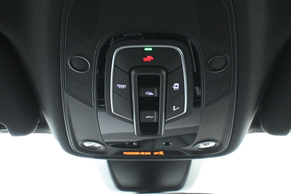 Thumbnail: 2025 Audi Q7 - 16