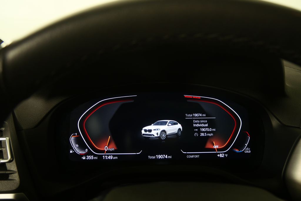 Thumbnail: 2025 BMW X4 - 19