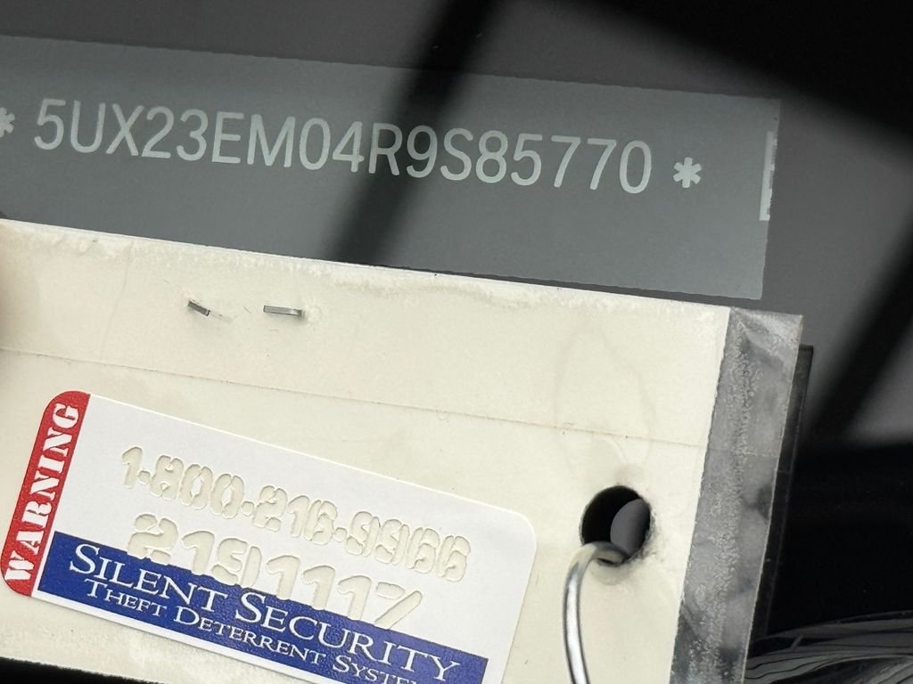 Certified Used 2024 White BMW xDrive40i image 34