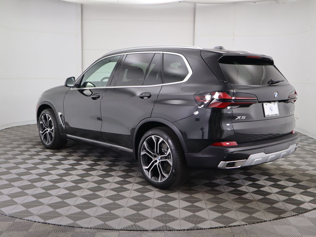 Thumbnail: 2026 BMW X5 - 7