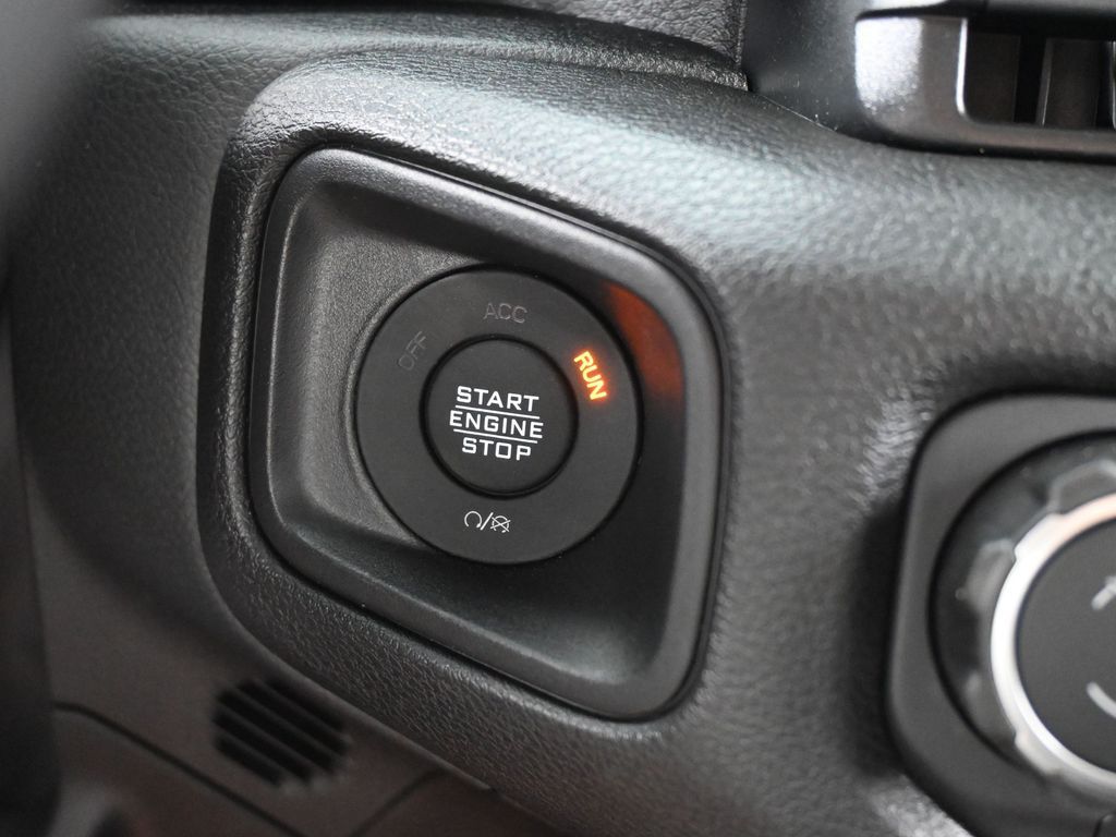 New 2026 Hydro Blue Pearl Coat Jeep Sport S image 24