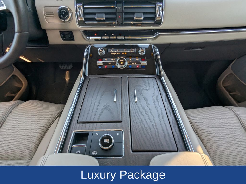 2024 Lincoln Navigator Reserve L