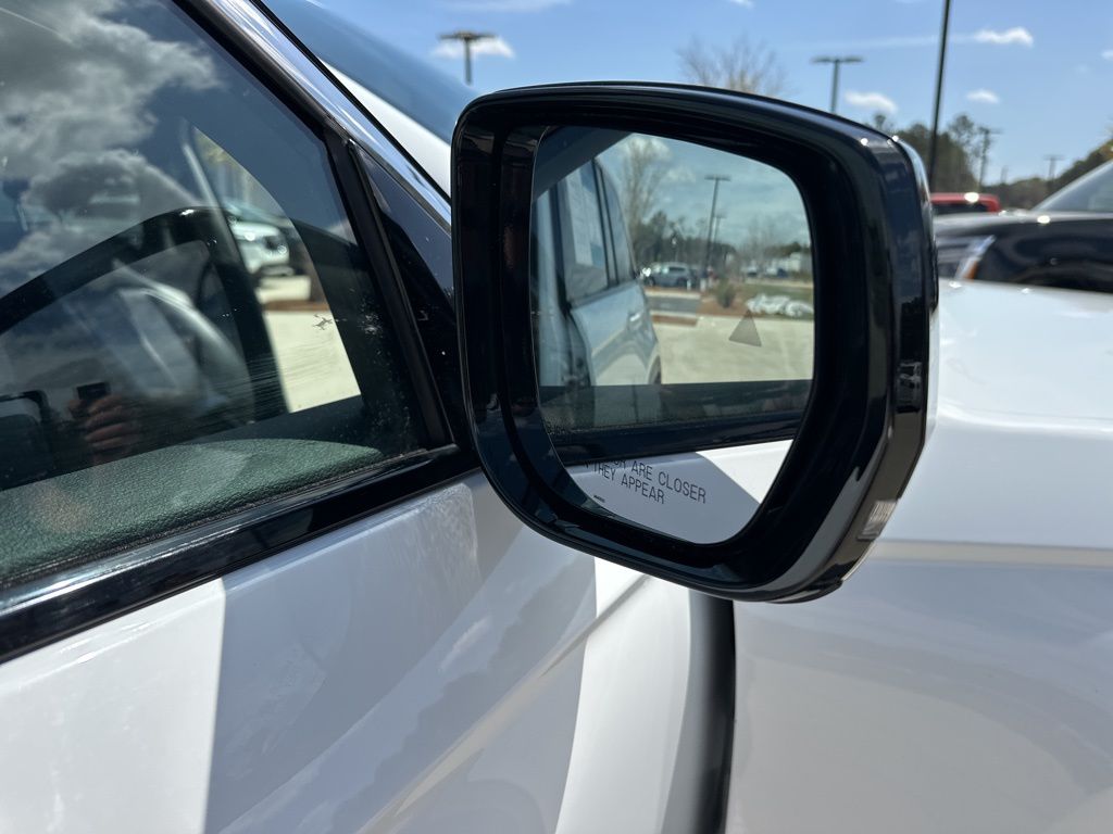 2023 Bright White Clearcoat Jeep Grand Cherokee Limited 4X4 SUV