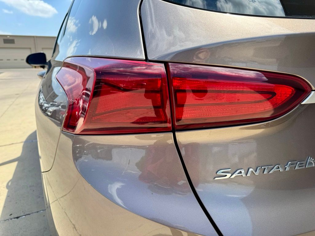 2020 Hyundai Santa Fe SE 7