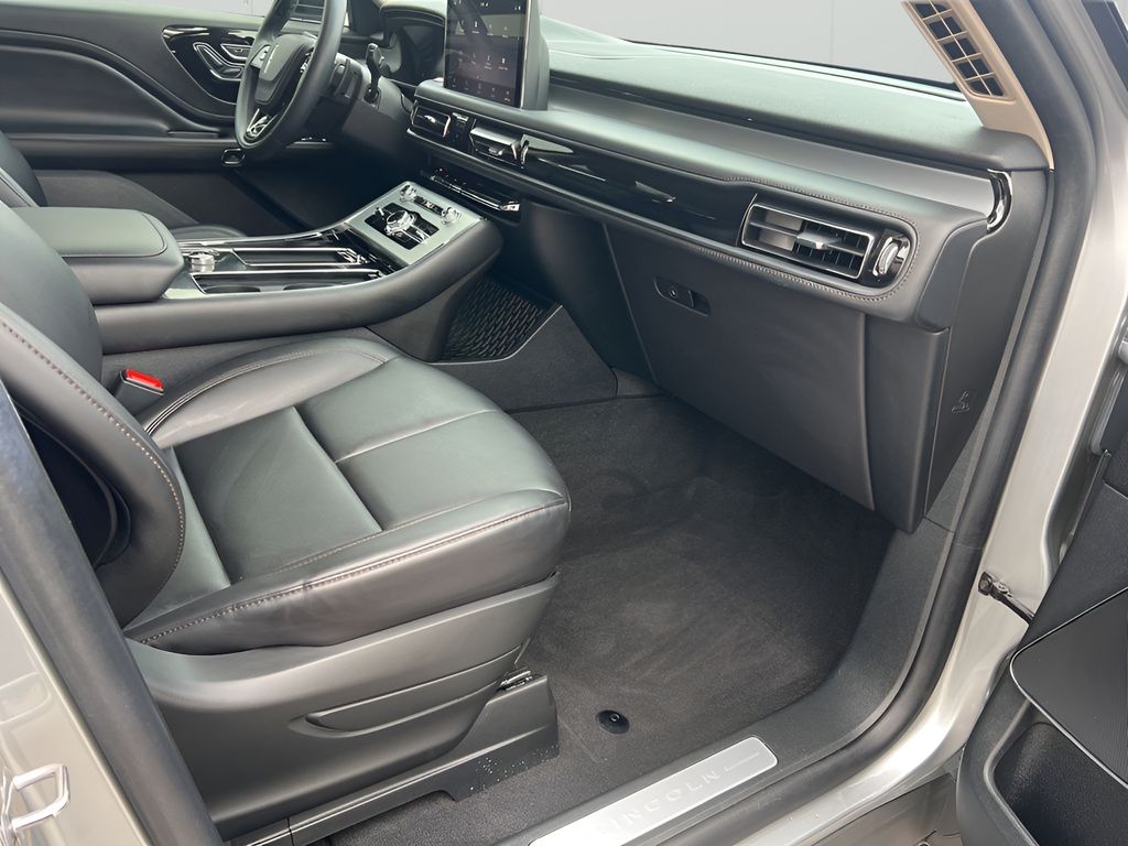 Used Car 2023 Lincoln Aviator  Standard For Sale Under $50,000 In Austin, Texas