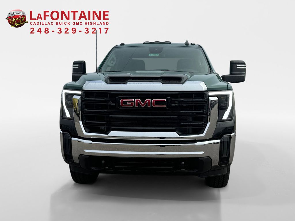 2024 GMC Sierra 2500HD Pro 2