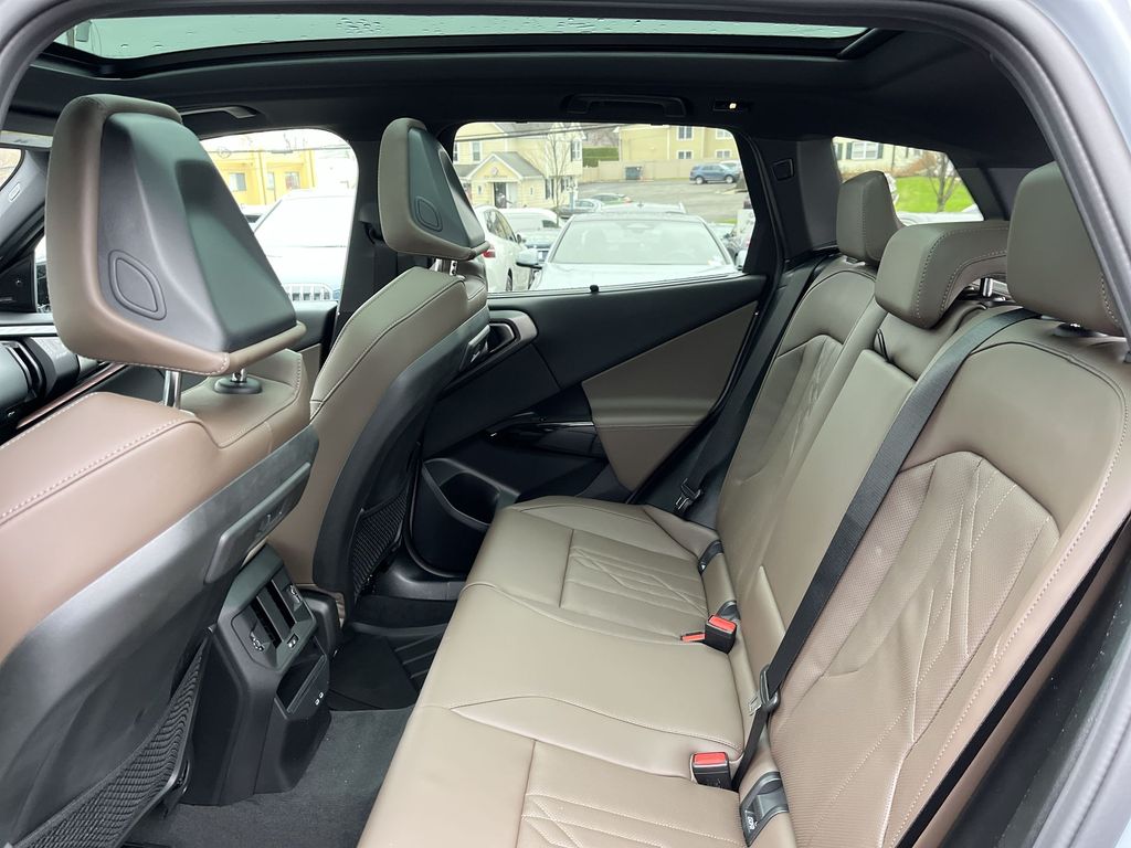 Thumbnail: 2026 BMW X3 - 23