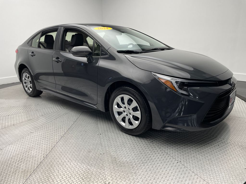 Thumbnail: 2024 Toyota Corolla - 3