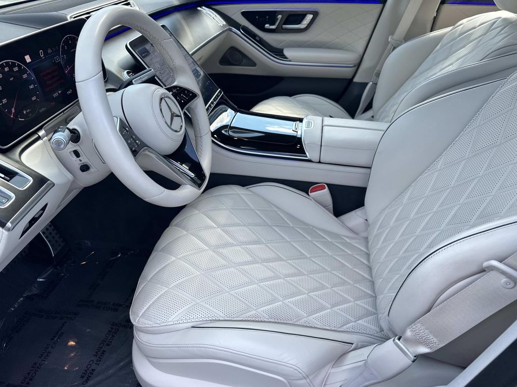 Thumbnail: 2024 Mercedes-Benz S-Class - 17