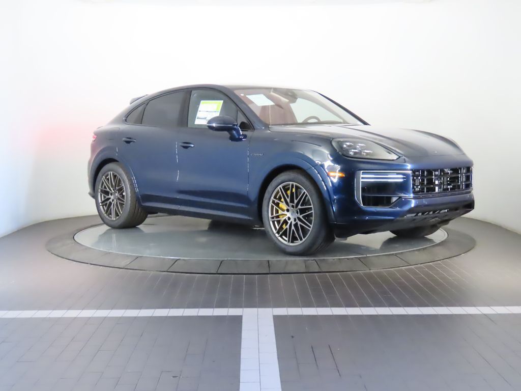 Thumbnail: 2025 Porsche  - 9