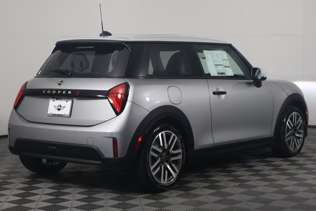 2025 MINI Cooper S 2