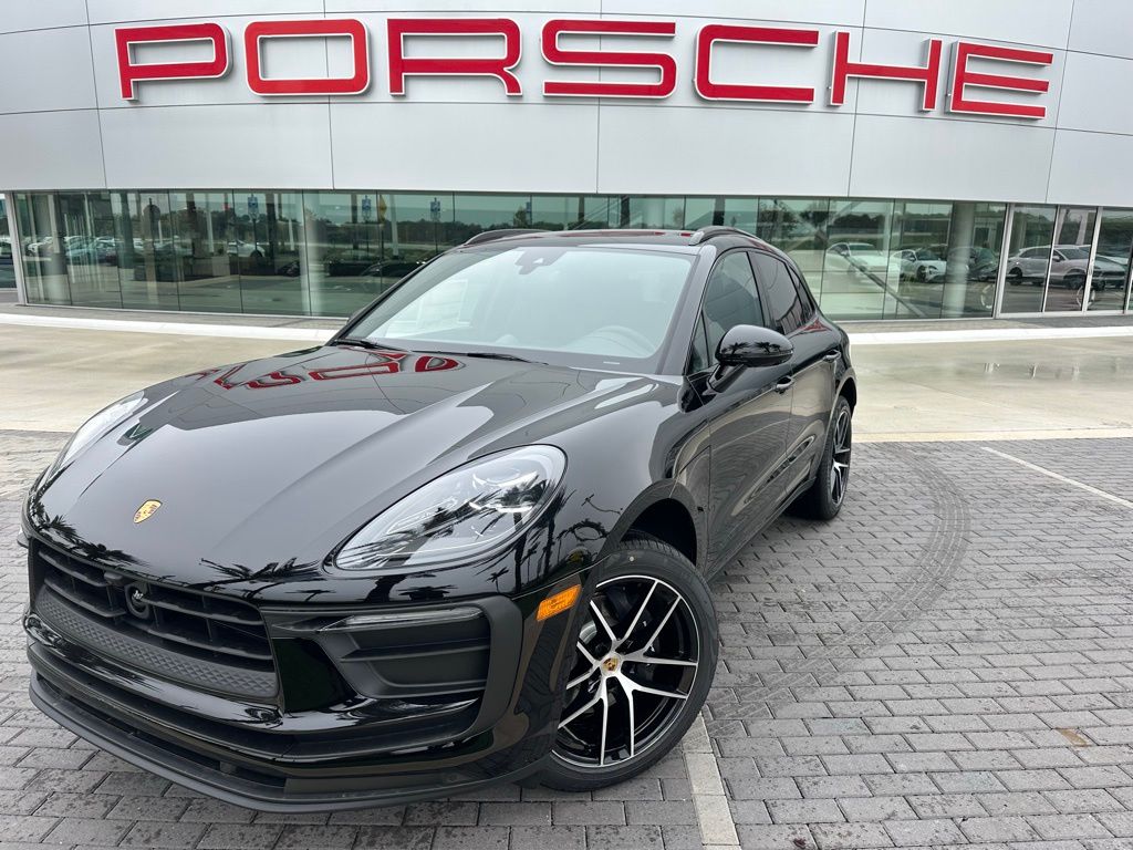 2025 Porsche Macan  -
                Davie, FL