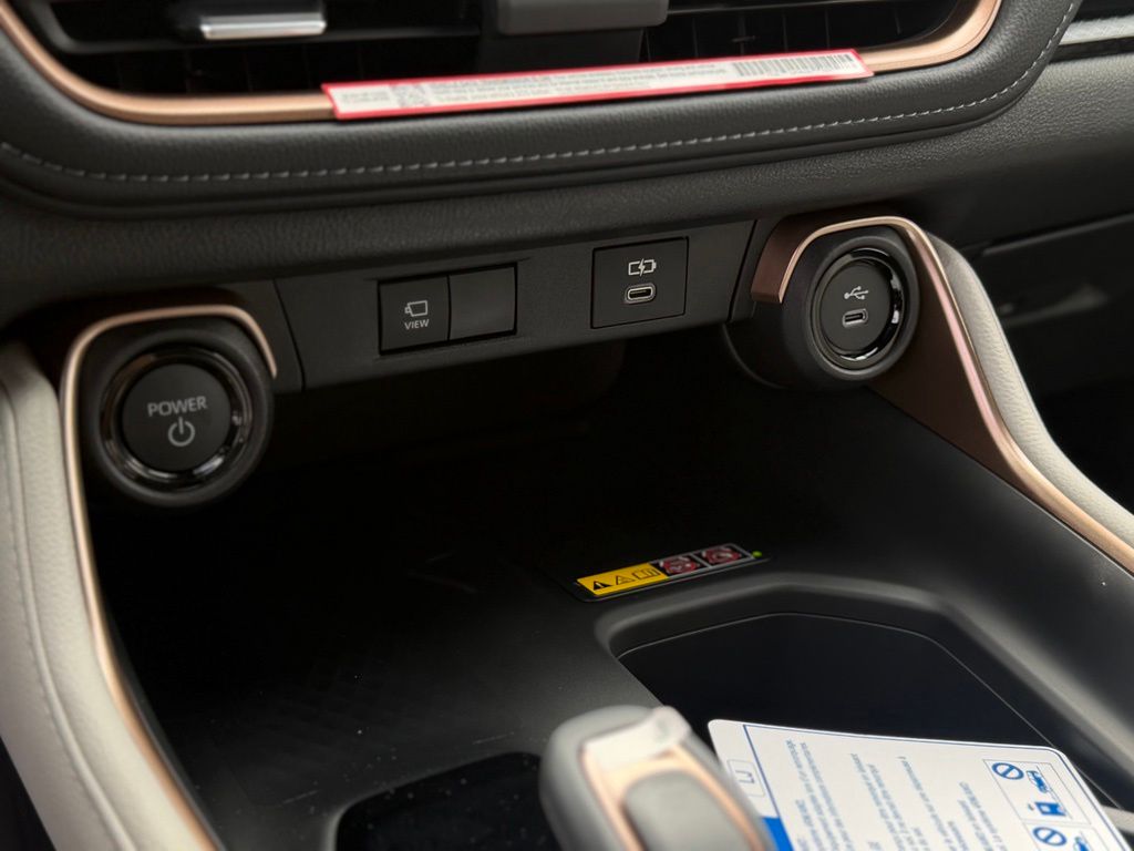 New 2026 Toyota Grand Highlander Hybrid SUV