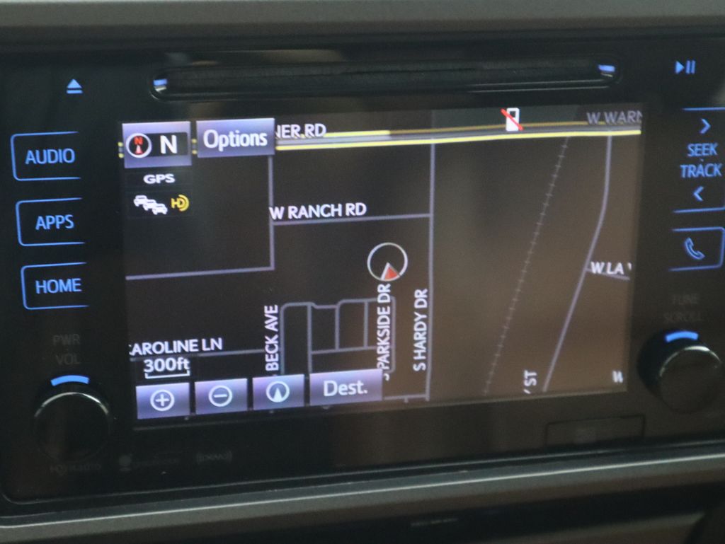 Thumbnail: 2019 Toyota Tacoma - 15