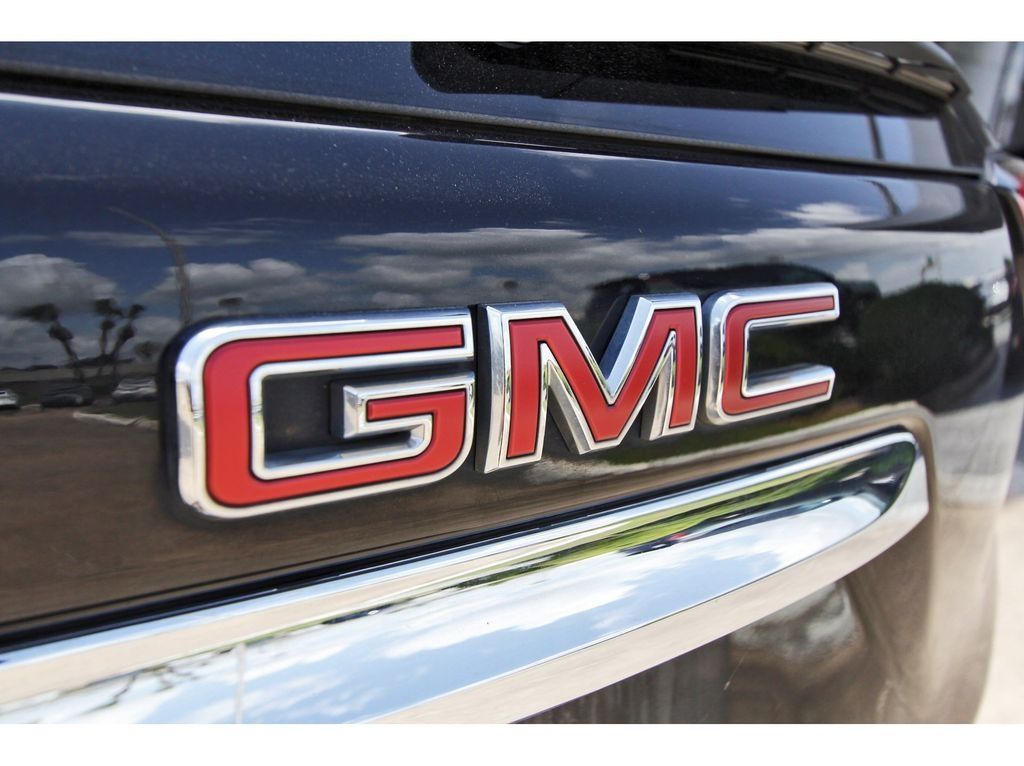 2024 GMC Terrain SLE Black at South Houston Nissan