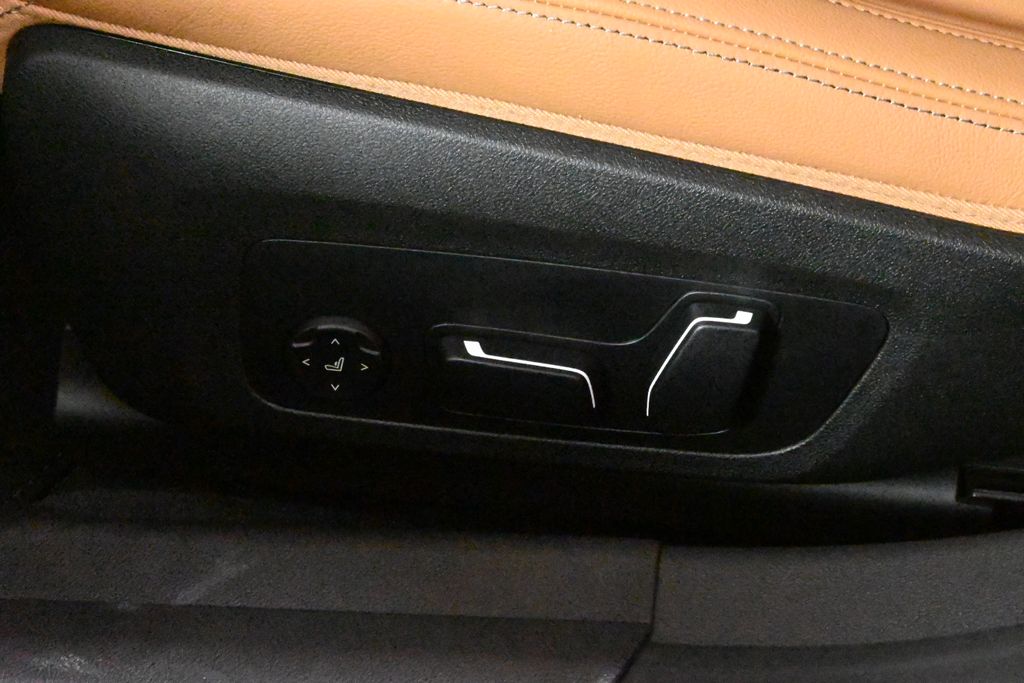 Thumbnail: 2026 BMW 3 Series - 28