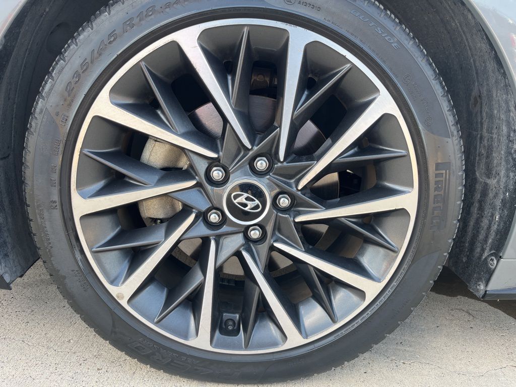 2022 Hyundai Sonata Limited 9