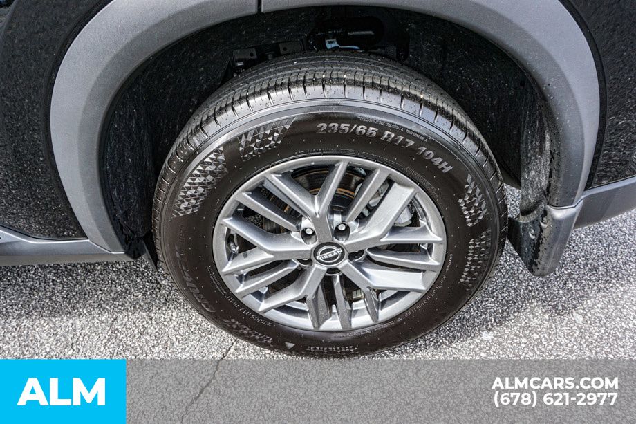 2025 Nissan Rogue S - Photo 17