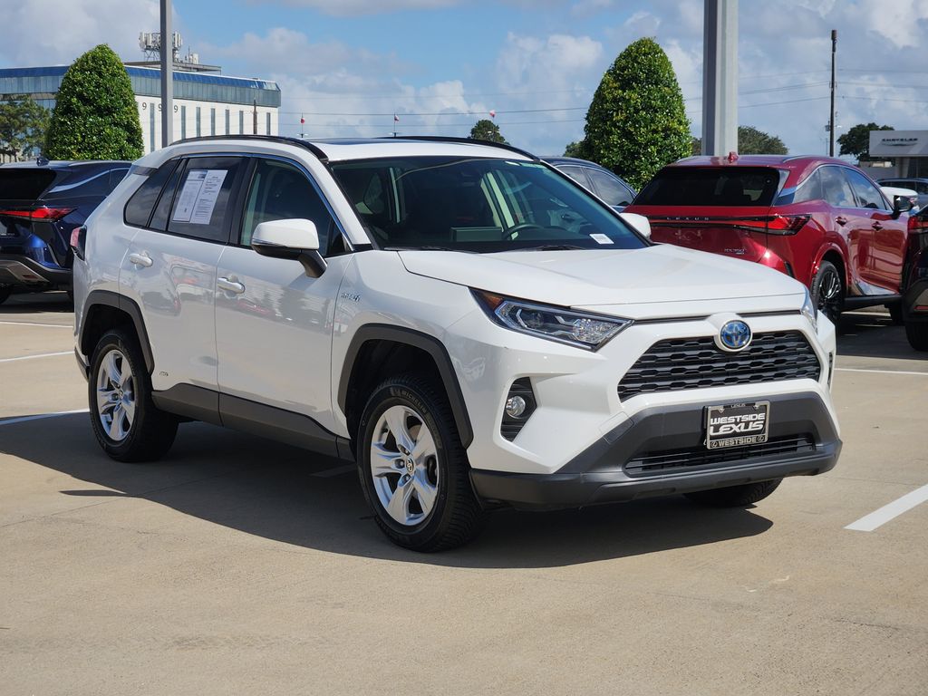 2020 Toyota RAV4 Hybrid XLE White at Community Toyota