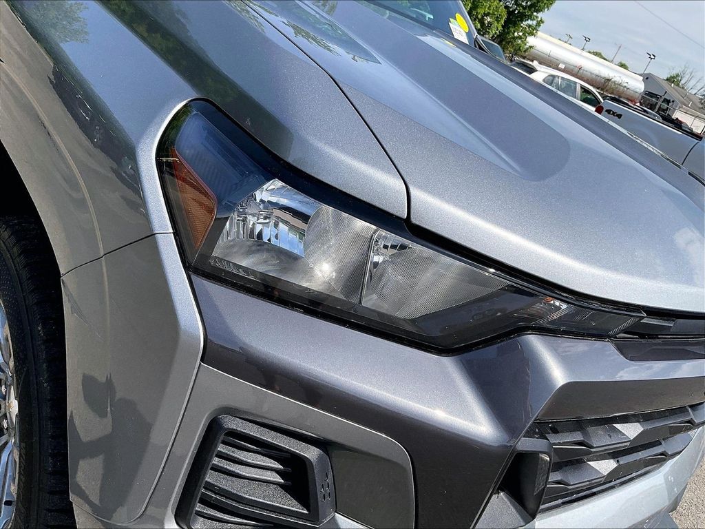 2023 Chevrolet Colorado — photo 31