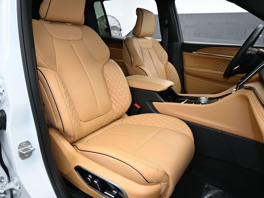 New 2025 Bright White Clearcoat Jeep Summit image 62