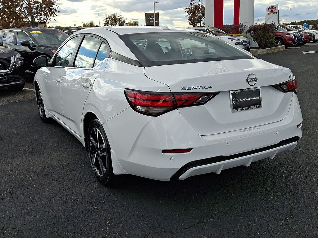 Thumbnail: 2024 Nissan Sentra - 4