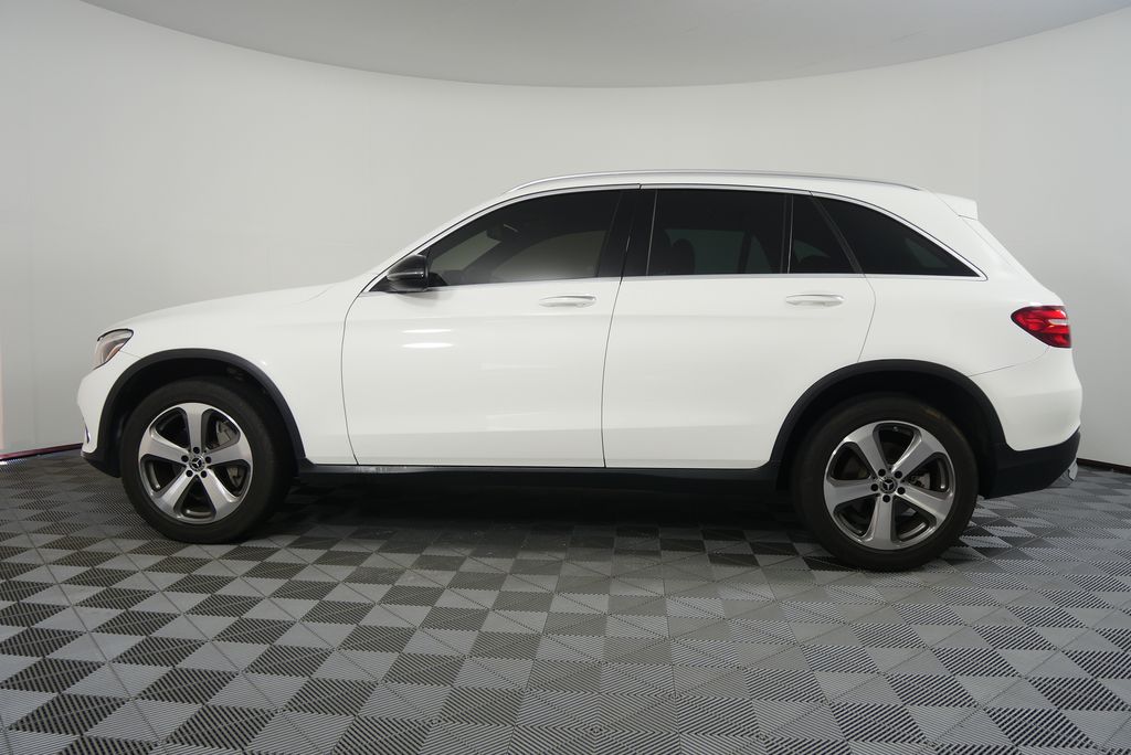 Thumbnail: 2018 Mercedes-Benz GLC - 6