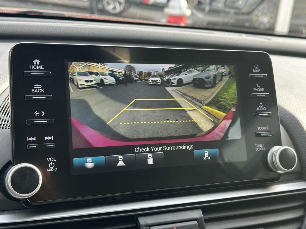 2019 Honda Accord Touring 10