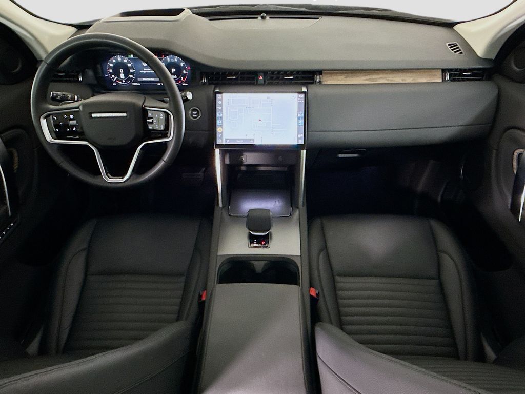 Thumbnail: 2025 Land Rover Discovery Sport - 13