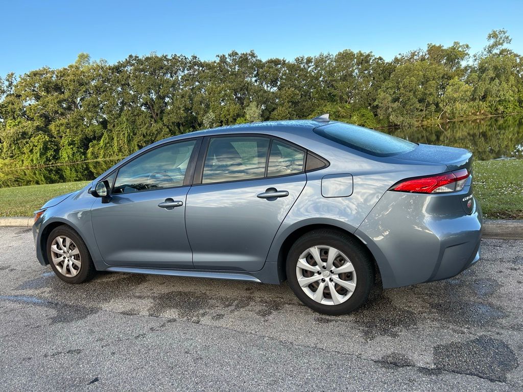 Thumbnail: 2022 Toyota Corolla - 3