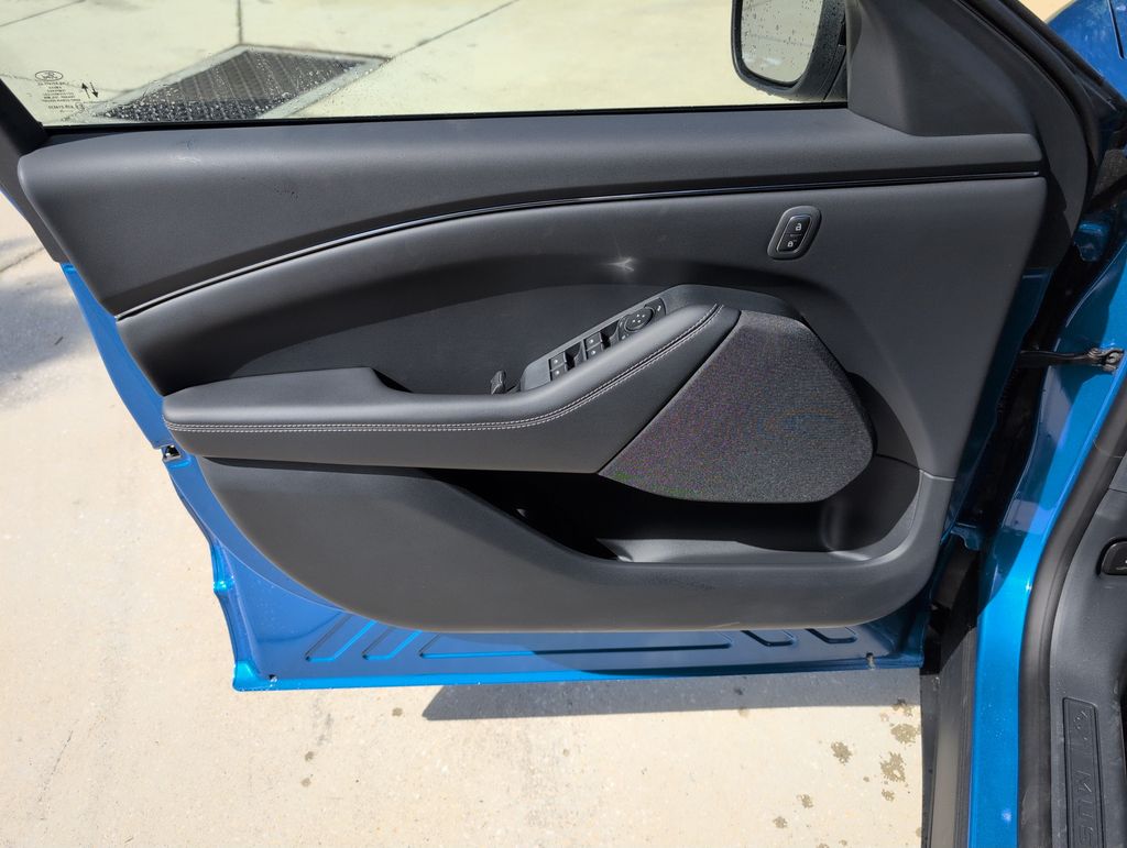New 2026 Blue Ford Select image 28