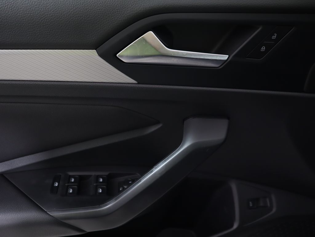 Thumbnail: 2019 Volkswagen Jetta - 23