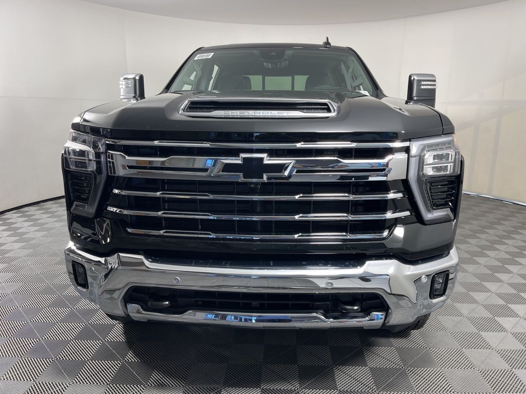 Thumbnail: 2026 Chevrolet Silverado 2500 - 7