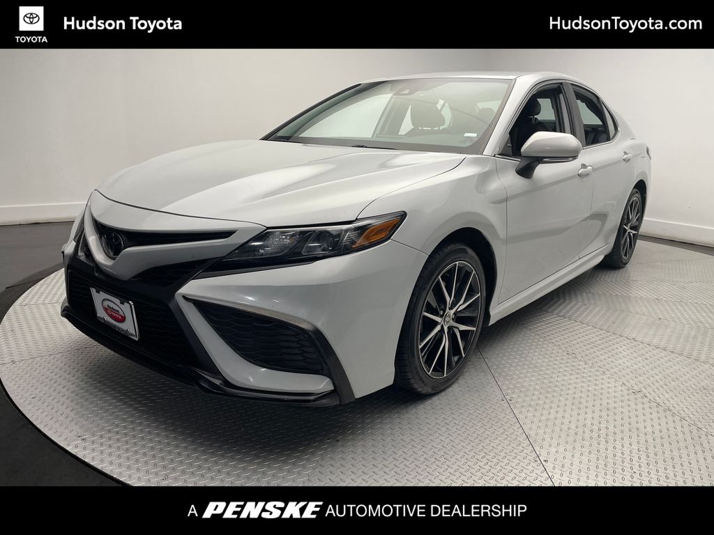2022 Toyota Camry SE -
                Jersey City, NJ