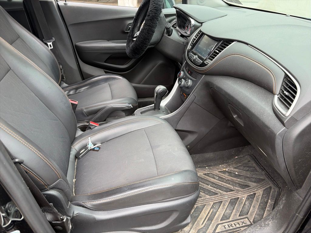 Used 2017 Chevrolet Trax SUV