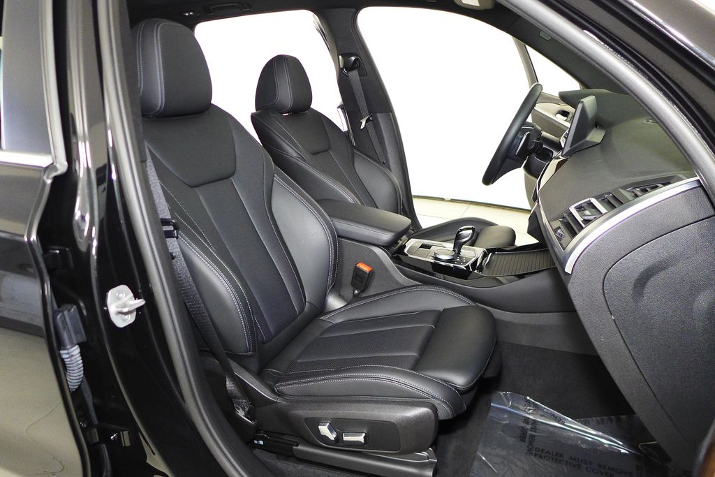 Thumbnail: 2023 BMW X3 - 19