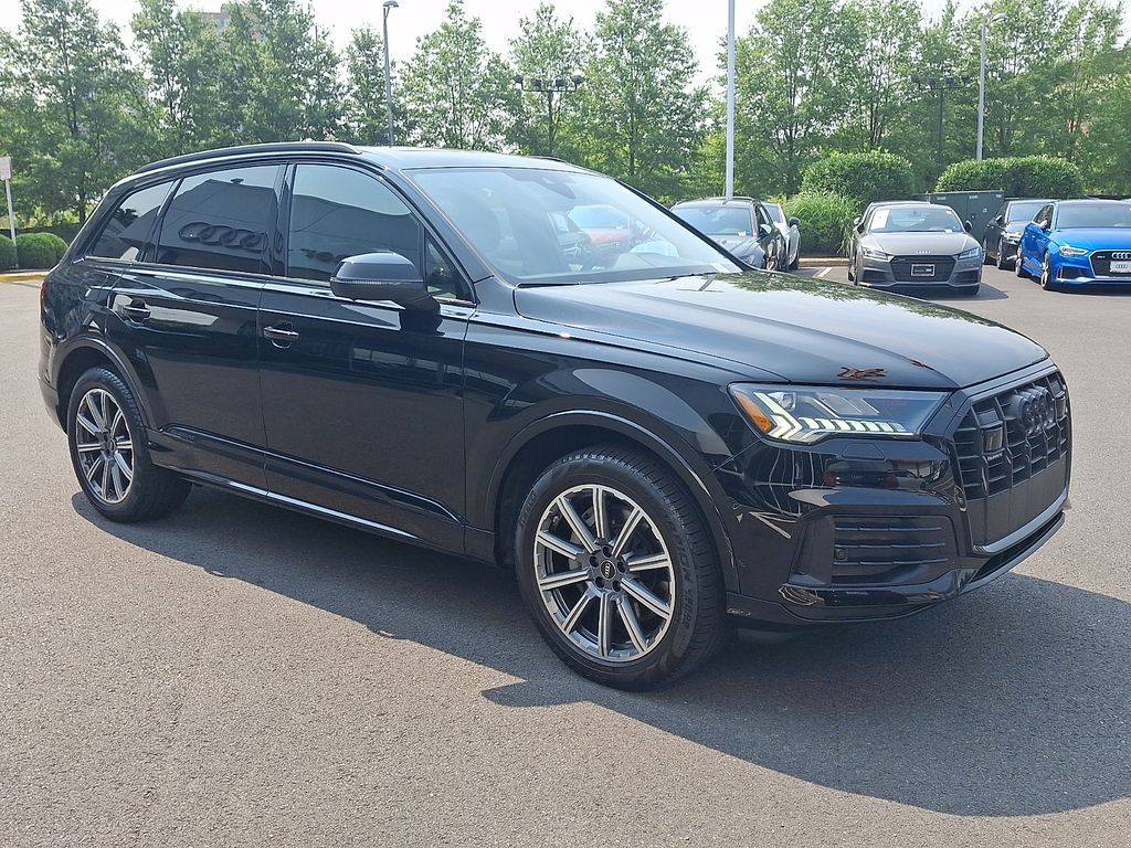 Thumbnail: 2023 Audi Q7 - 3