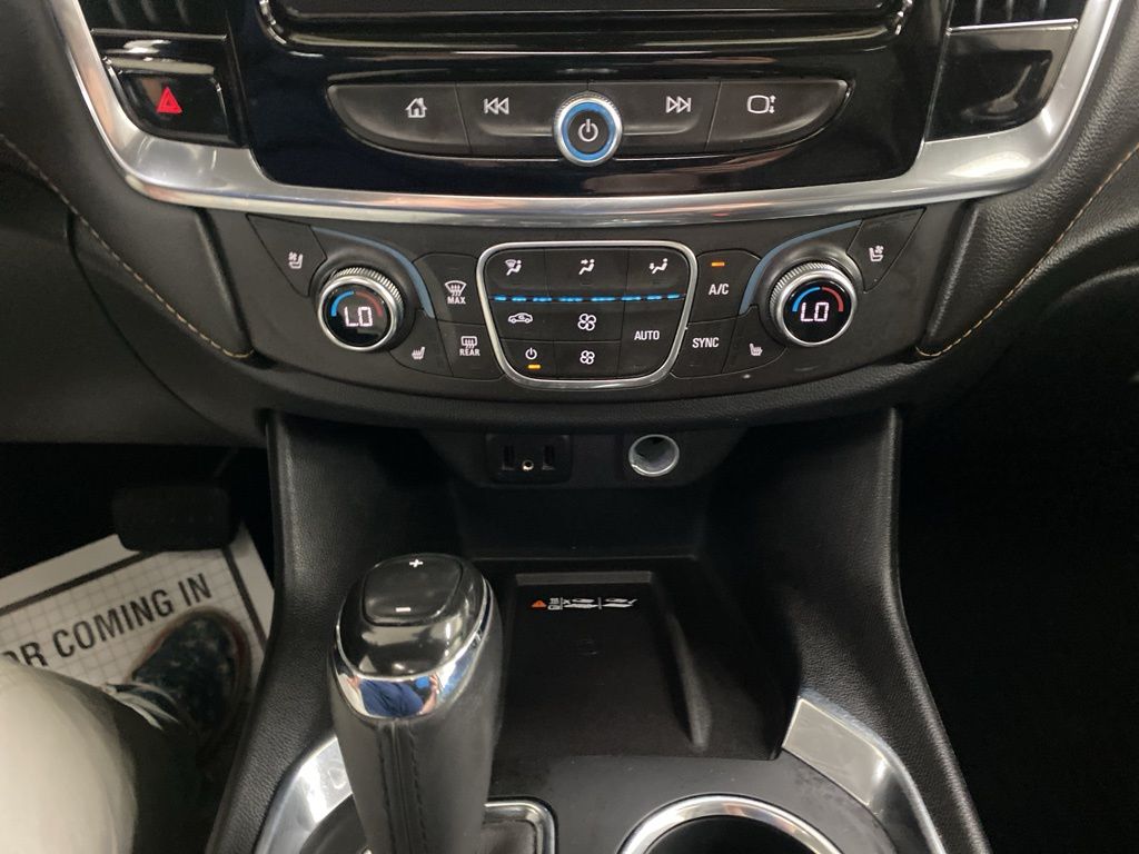 2018 Chevrolet Traverse Premier photo