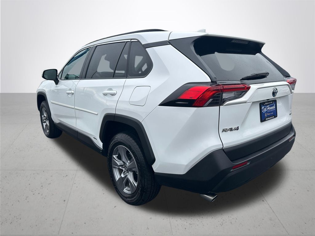 2024 Toyota RAV4 Hybrid LE