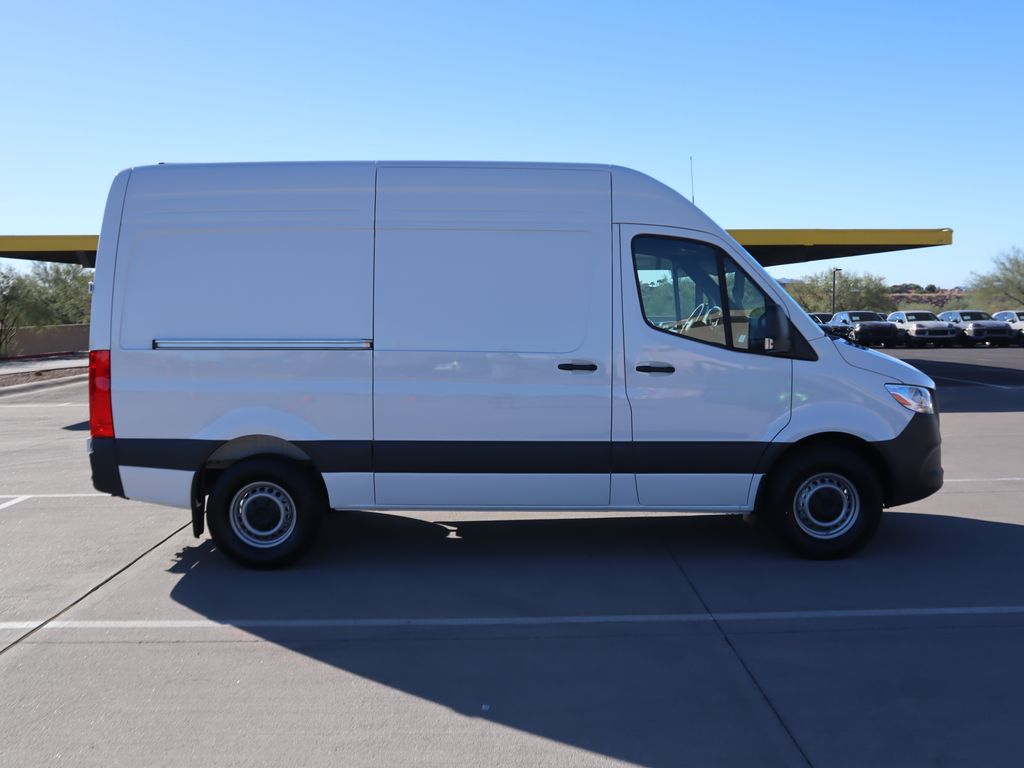 2025 Mercedes-Benz Sprinter 2500 4