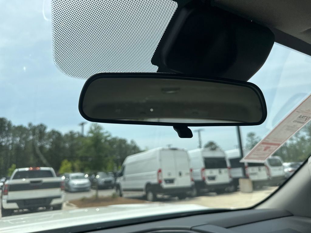 2025 Glacier White Nissan Frontier SV RWD Truck