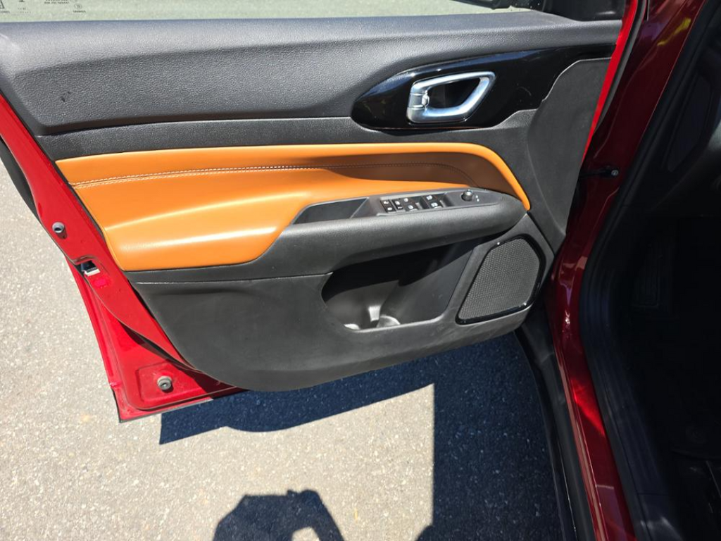 Used 2025 Red Jeep Limited image 7