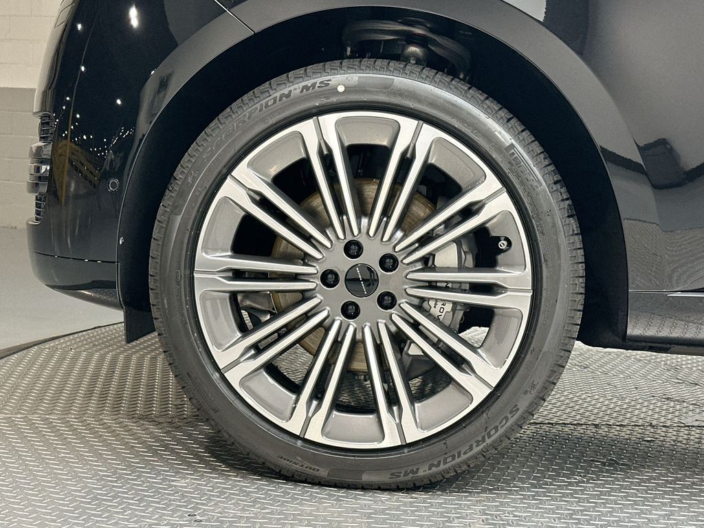 Thumbnail: 2026 Land Rover Range Rover - 13