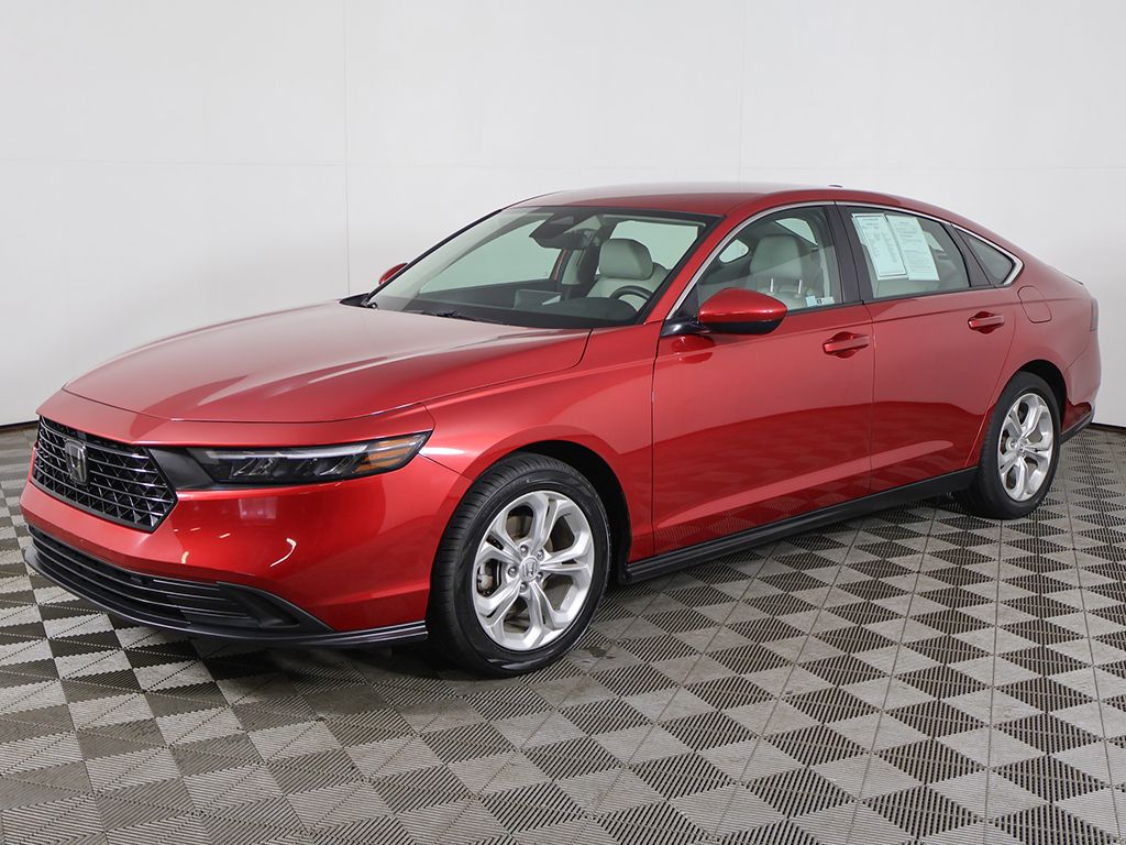 Used 2023 Red Honda LX image 5